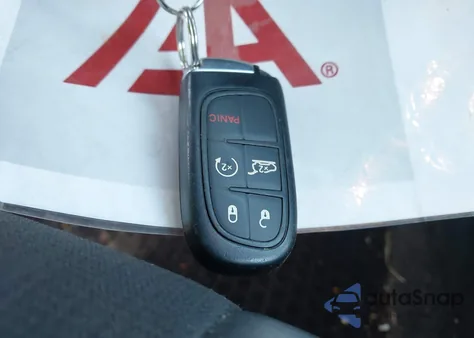 2018 Jeep Cherokee Latitude Plus Fwd из США, поврежденный, VIN 1C4PJLLX8JD612642